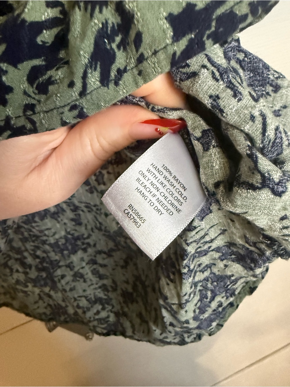 CASLON FLORAL PRINT SPLIT NECK 2X - Picture 4 of 5